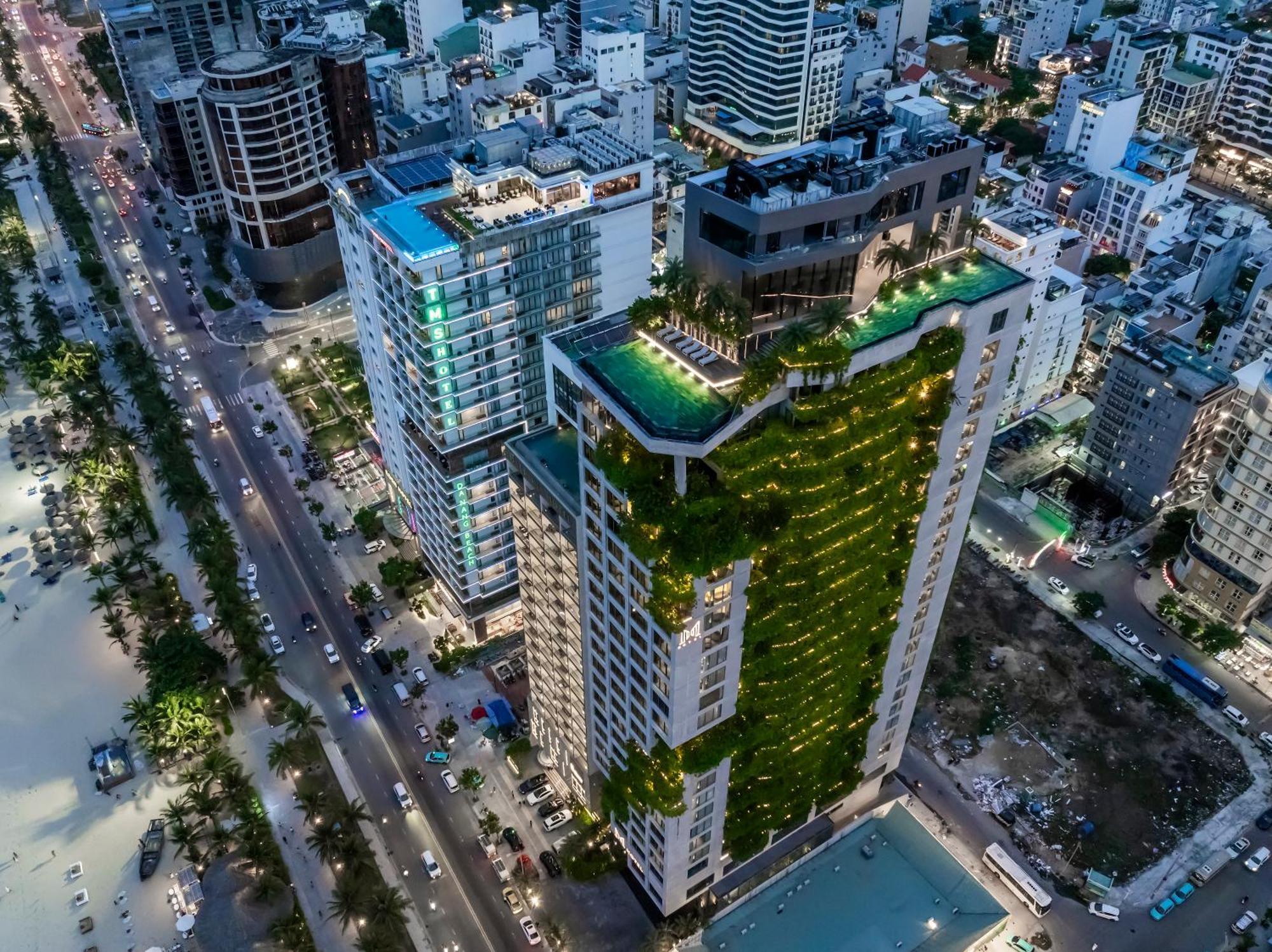 Hotel M