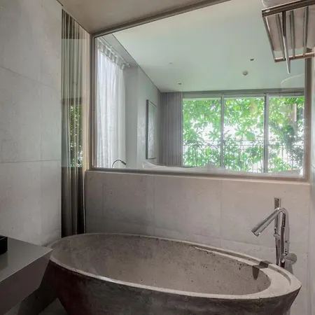 M Hotel Danang Exterior photo Bathroom